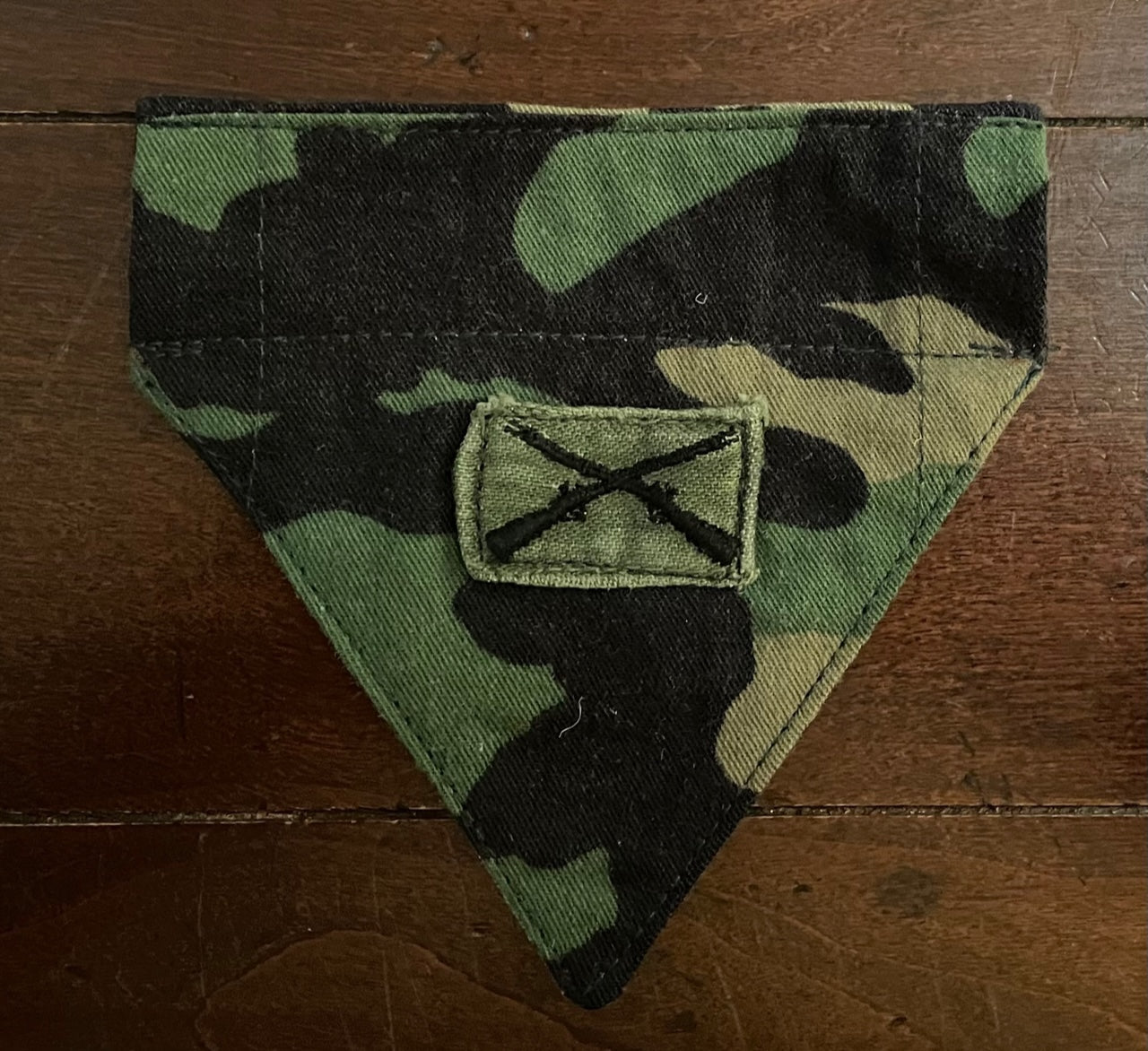 TEENIE TINY DOG BANDANA WOODLAND