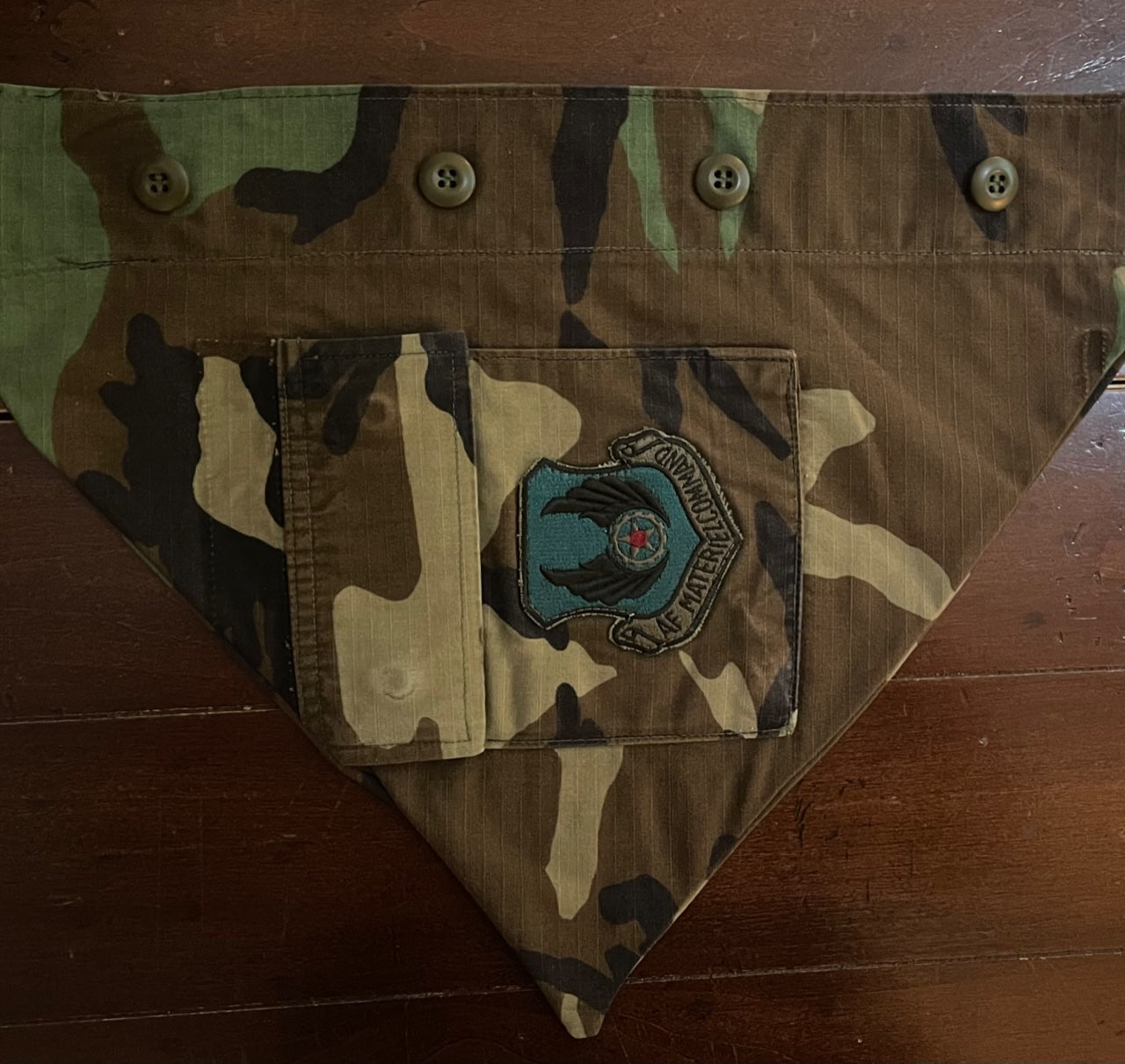 MED WOODLAND DOG BANDANA