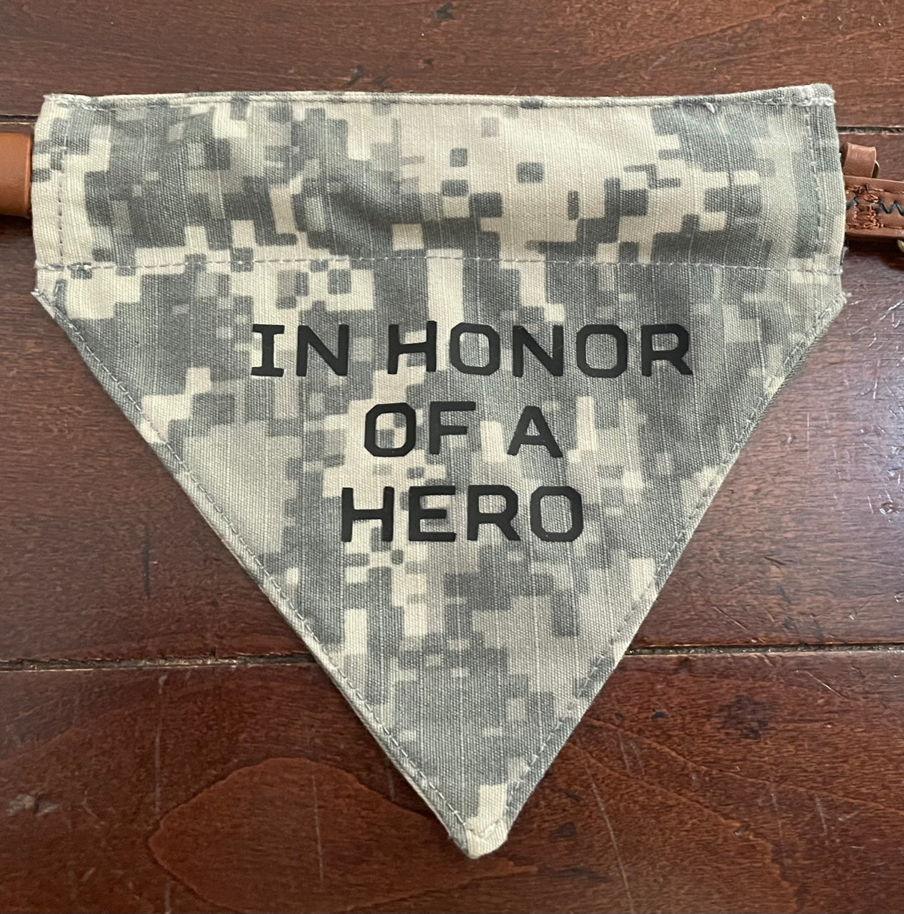 TINY DOG BANDANA ARMY DIGITAL IN HONOR OLD