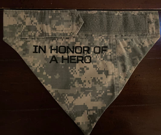 XS ARMY DIGITAL DOG BANDANA
