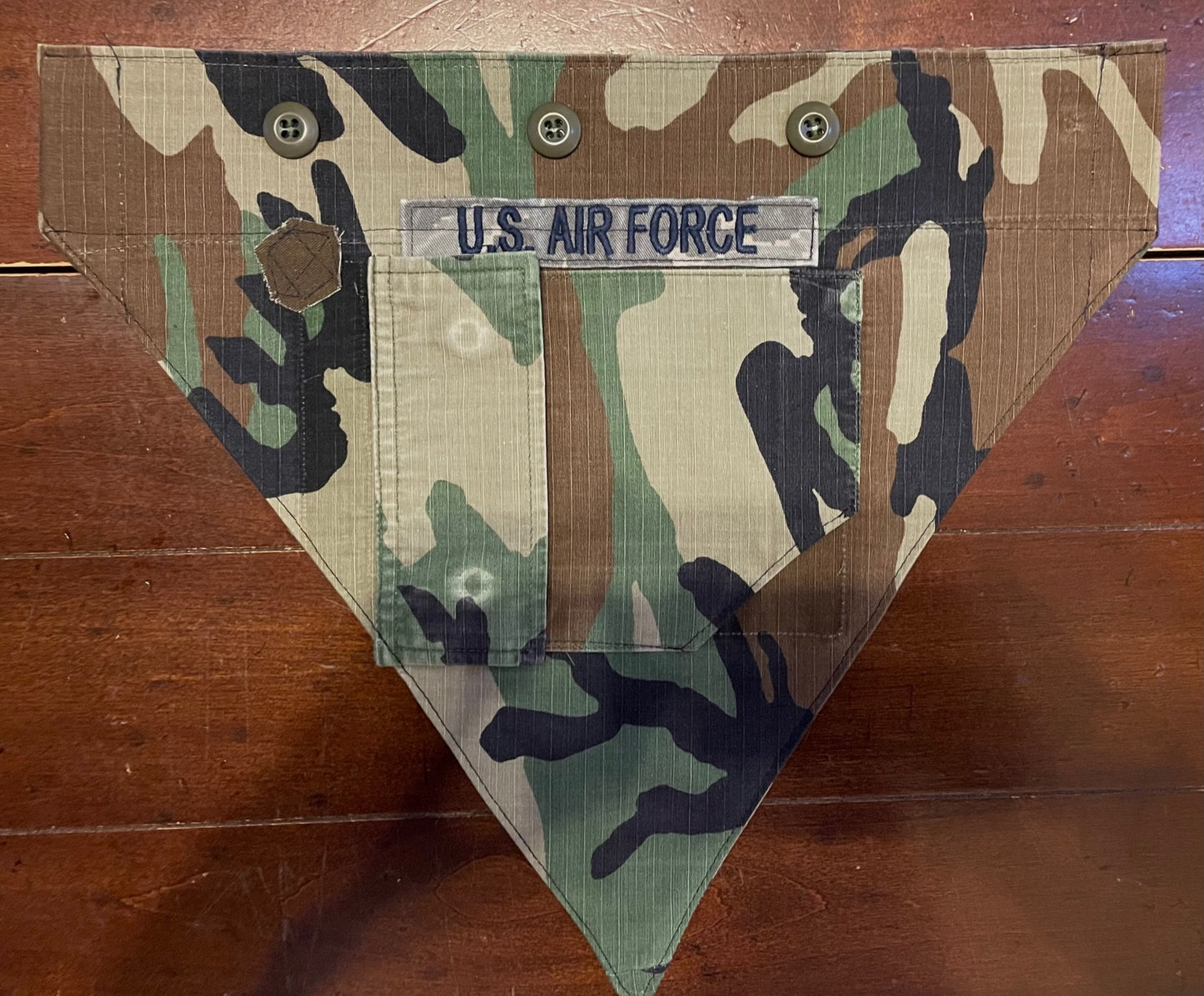 MED WOODLAND AF DOG BANDANA