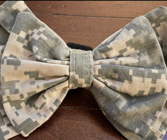 ARMY DIG DOG BOW TIE